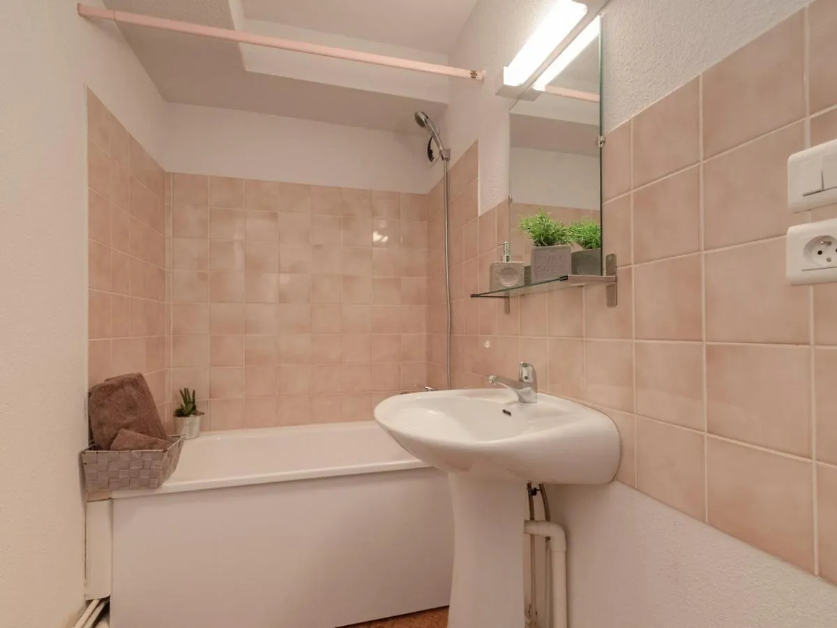 شقة Appartement Triplex A Saint-Lary, 4 Chambres, 9 Pers, Balcon, Parking, Wifi Optionnel - Fr-1-296-287